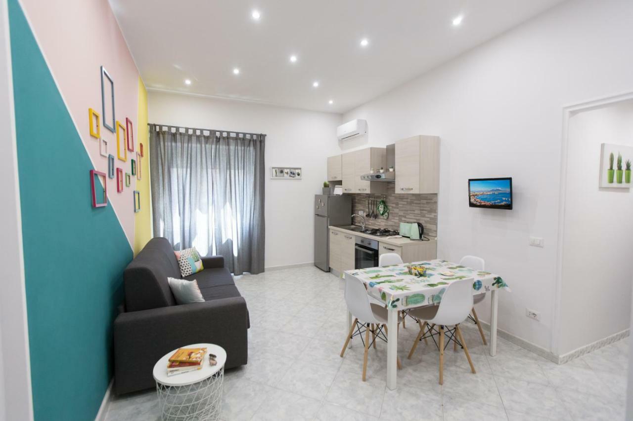 Mona Home نابولي المظهر الخارجي الصورة