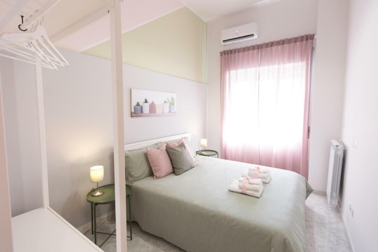 Mona Home نابولي المظهر الخارجي الصورة
