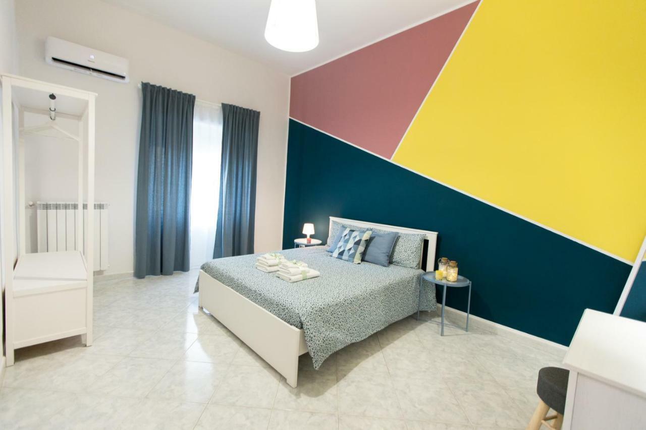Mona Home نابولي المظهر الخارجي الصورة